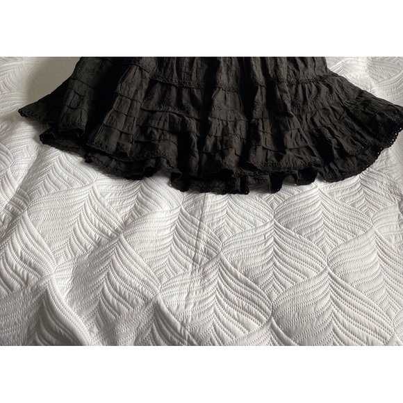 Skirt - Picture 2 of 2